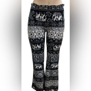 Planet Gold Monochrome Patterned Flare Leggings